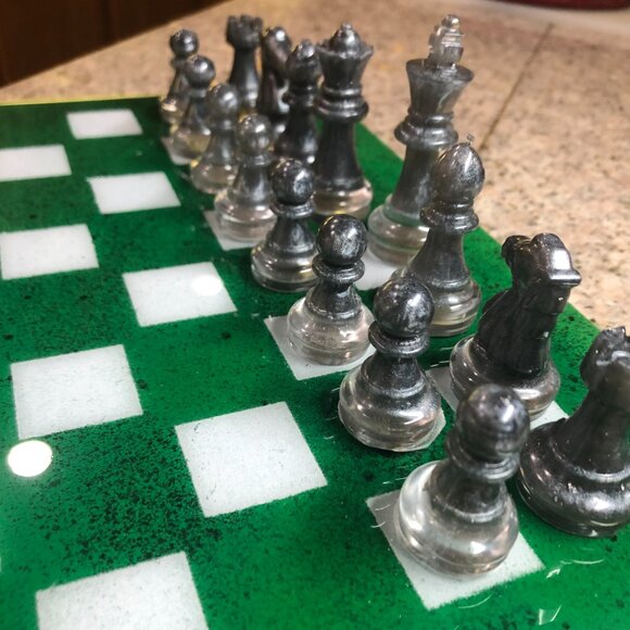 Resin Chess Set - Dark Green