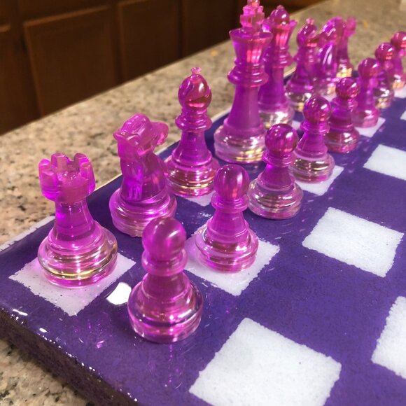 Resin Chess Set - Purple and White