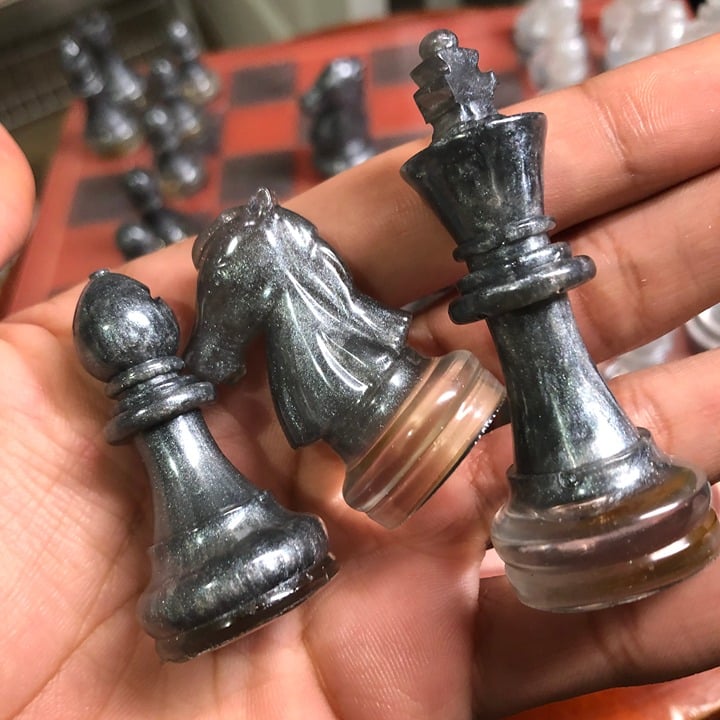 Handmade Resin Chess Set - Lava Style