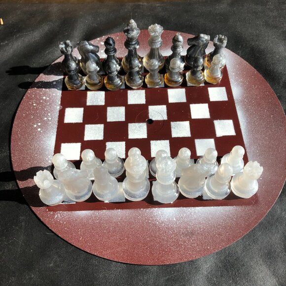 Vinyl Chess Set - Brown Mist