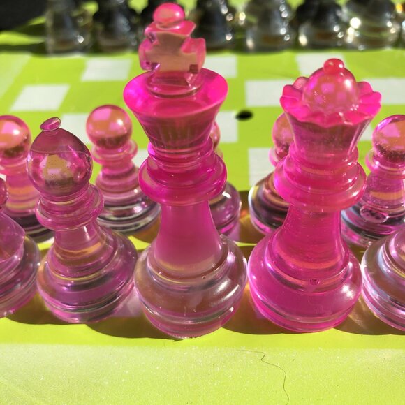 Vinyl Chess Set - Pink Neon Green