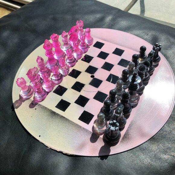 Vinyl Chess Set - Cream Pink